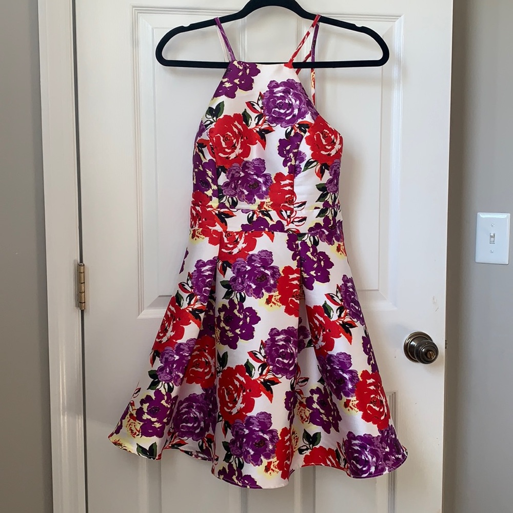 B. Darlin Spaghetti strap Floral Dress - Picture 6 of 10